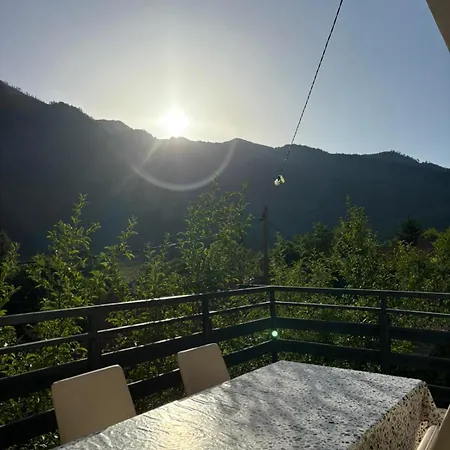 Boracko Jezero Vikendica Ka&no *