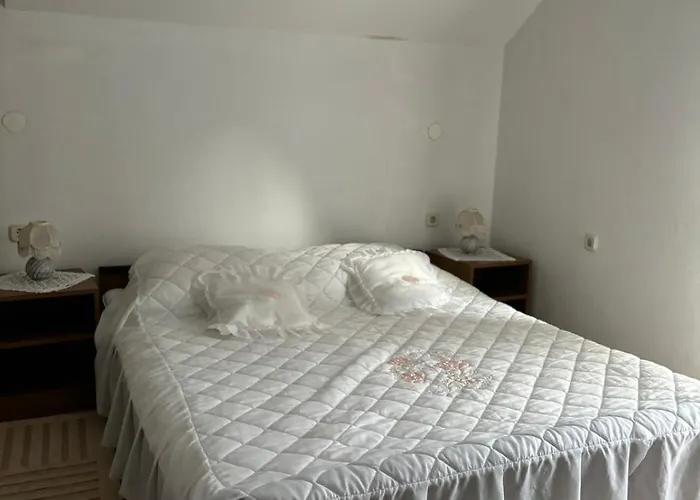 Boracko Jezero Vikendica Ka&no