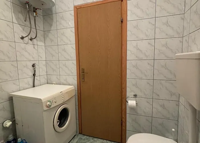 度假居 Boracko Jezero Vikendica Ka&no 科尼茨